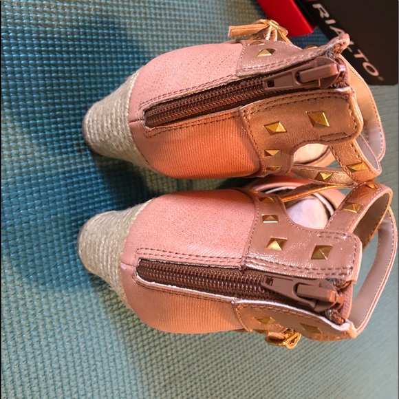 Women’s Rialto Wedges - Picture 5 of 8